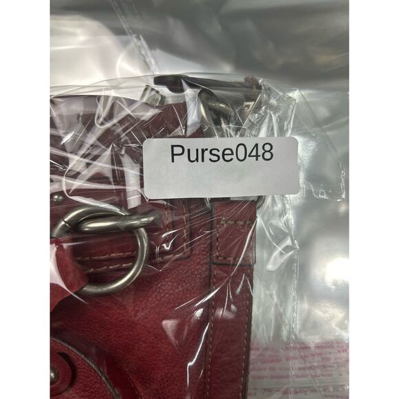 FOSSIL Red‎ Leather Large Business Bag Tote Purse Metal Embellishment Vintage - Picture 10 of 10